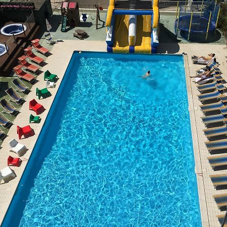 Hotel Jumbo Rimini Ngoại thất bức ảnh