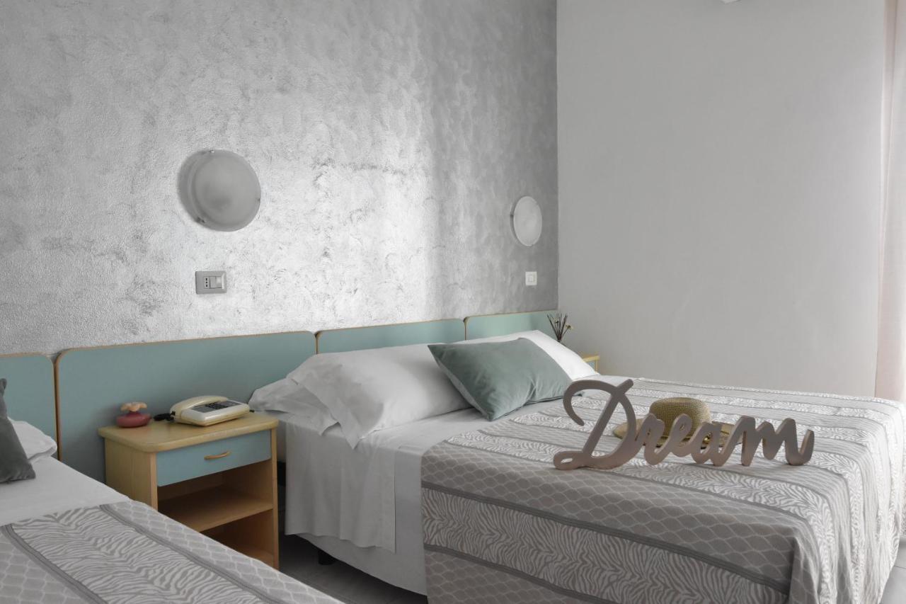 Hotel Jumbo Rimini Ngoại thất bức ảnh