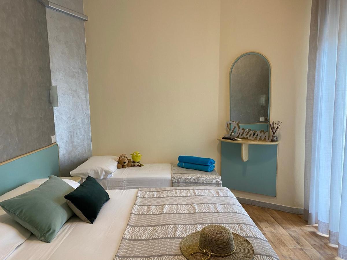 Hotel Jumbo Rimini Ngoại thất bức ảnh