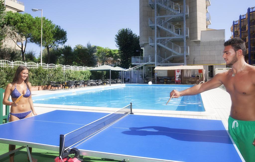 Hotel Jumbo Rimini Ngoại thất bức ảnh